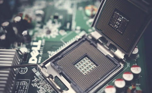 2021年中國股市高增長潛力軍工股名單出爐，技術(shù)驅(qū)動新機(jī)遇